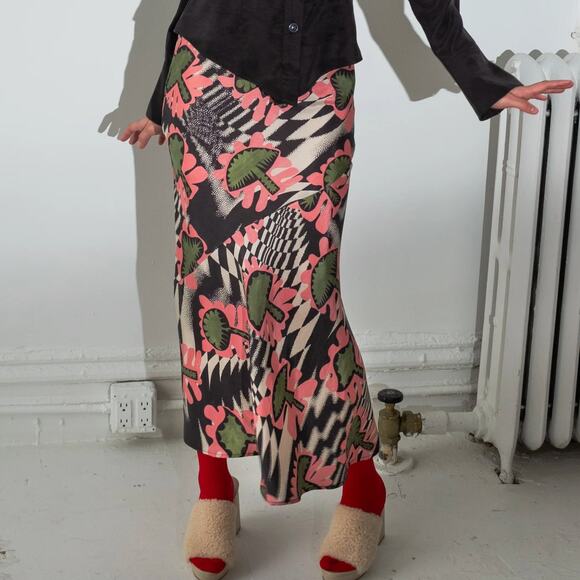 Untitled in Motion Black Bias Cut Midi Skirt LARGE Mushroom Designer Career $262 - Picture 7 of 11